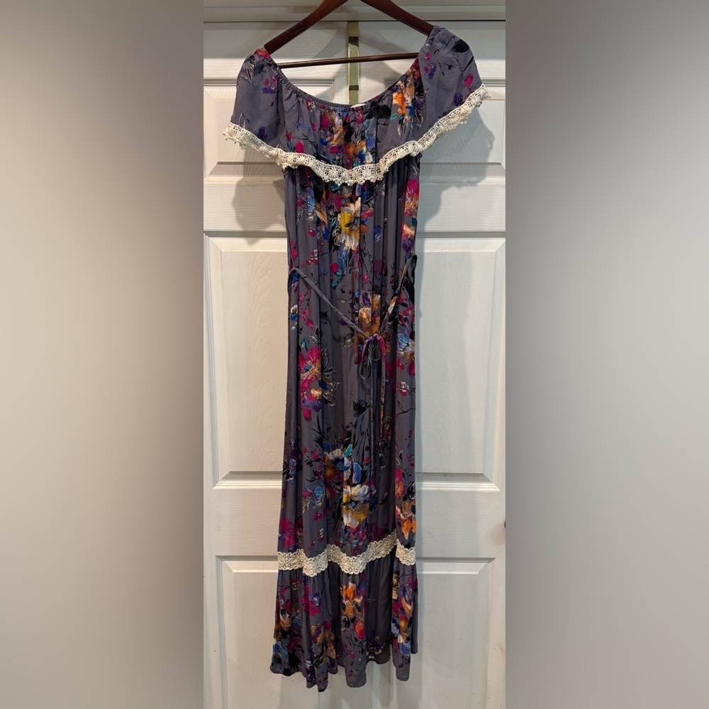 Umgee Maxi Off Shoulder Purple Floral Dress Size Small - Picture 2 of 9